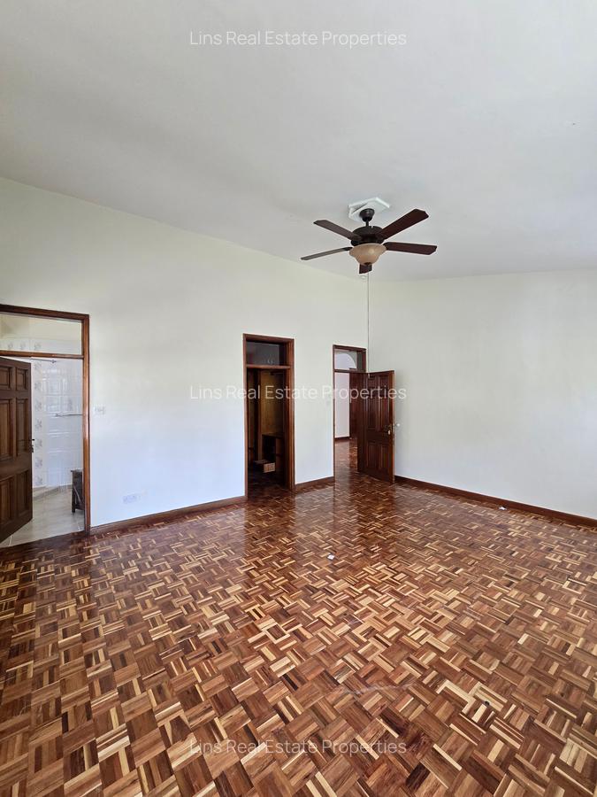 5 Bed House with En Suite in Nyari - 9