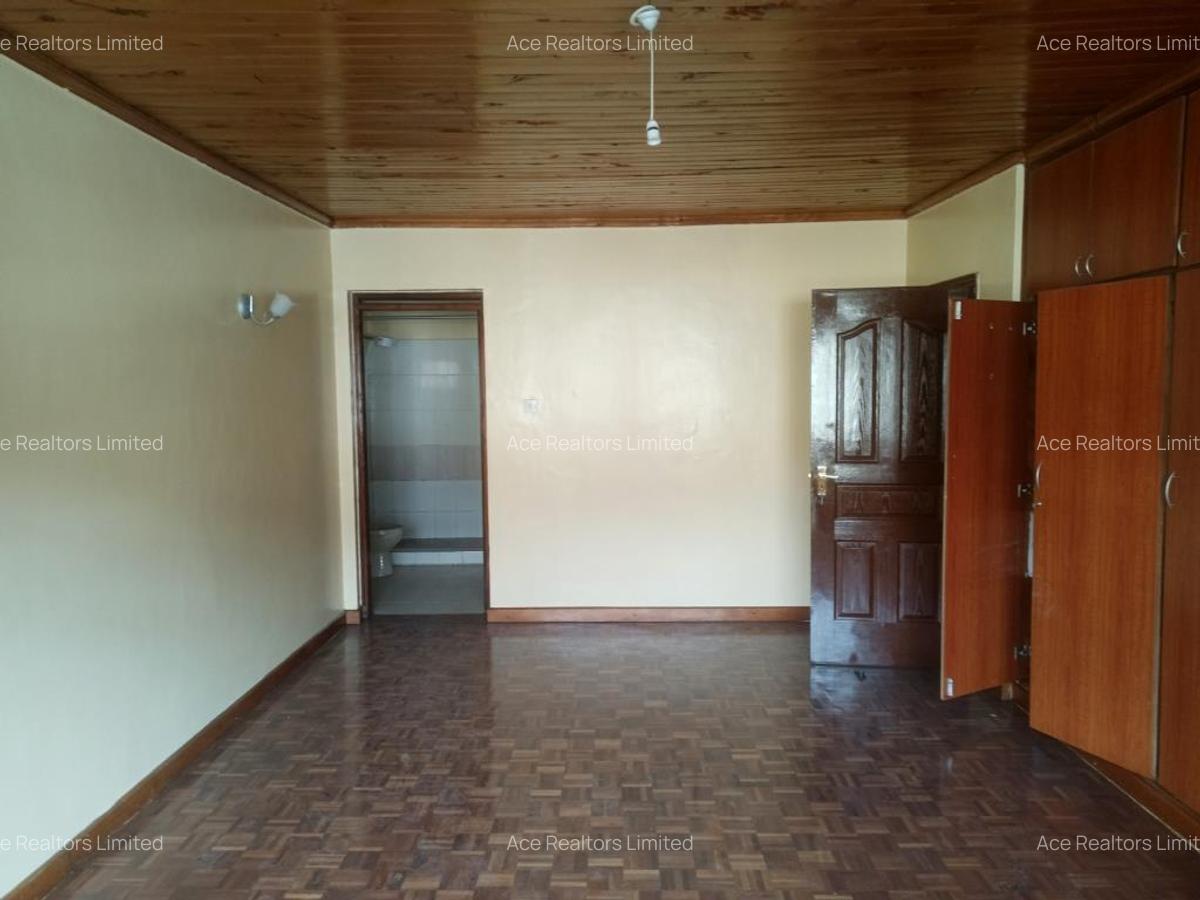 4 Bed Apartment with En Suite at Lavington - 14
