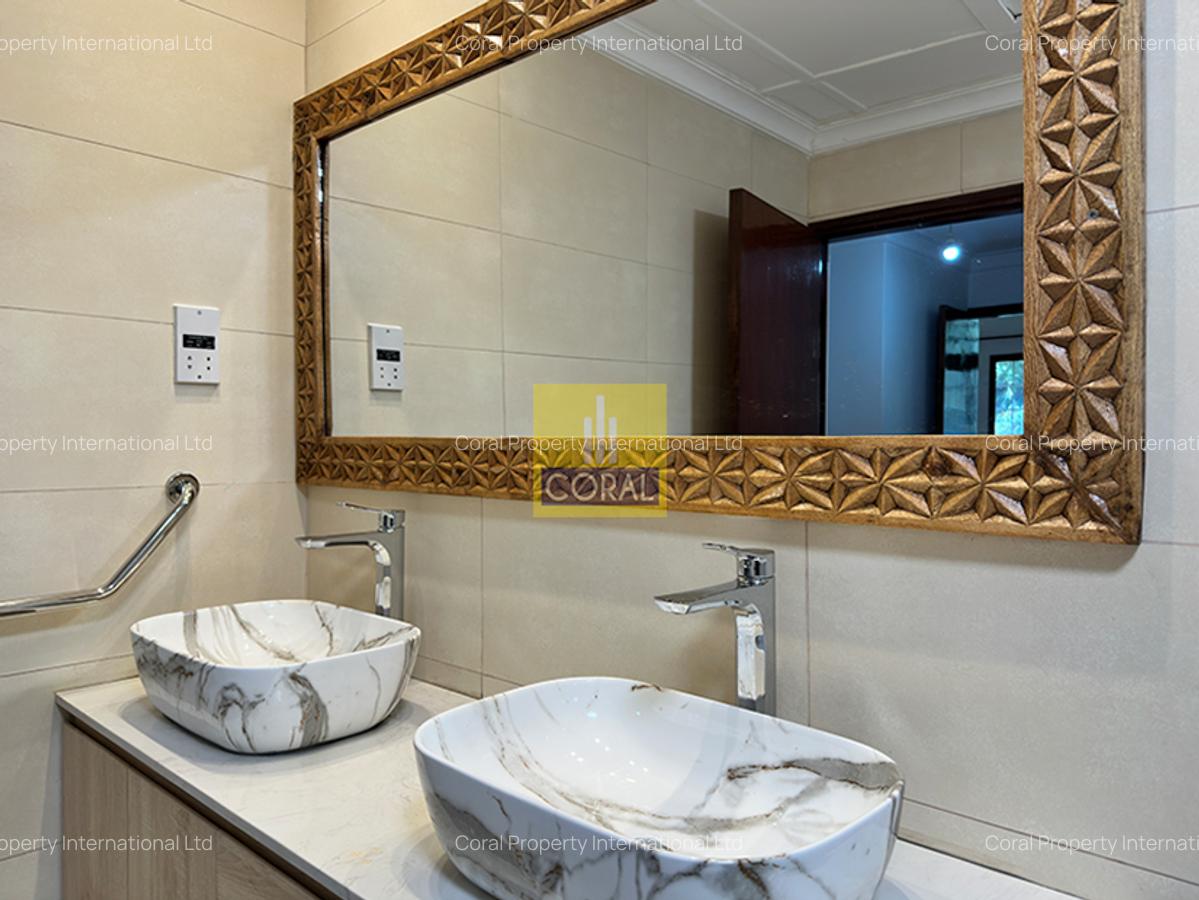 5 Bed House in Rosslyn - 9