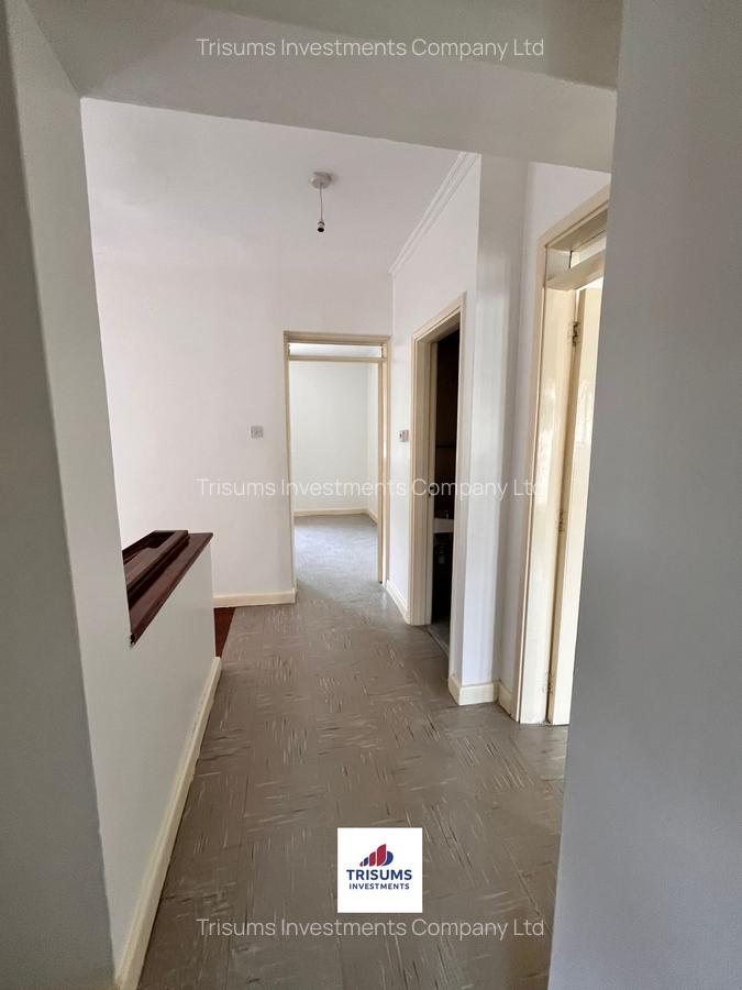 4 Bed Townhouse with En Suite at Church Rd - 9