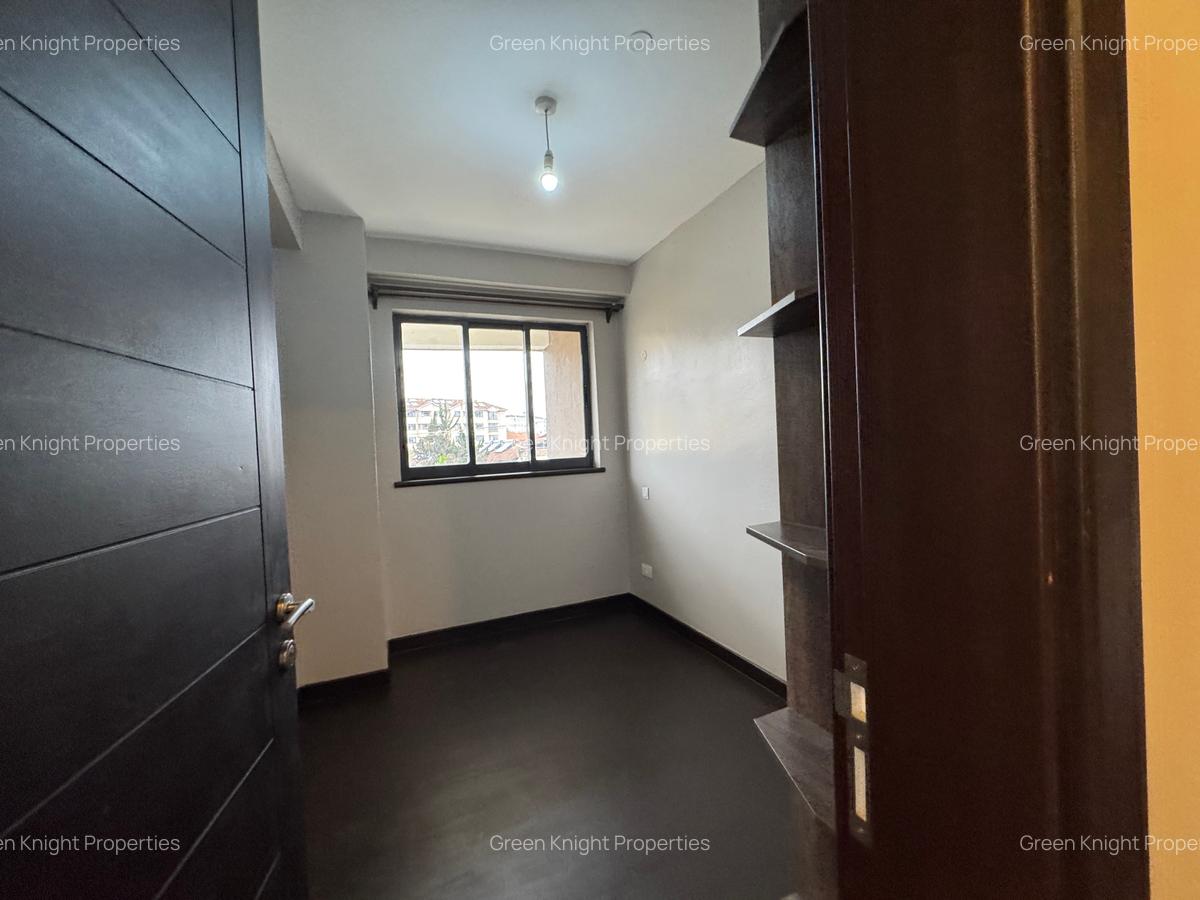Serviced 4 Bed Apartment with En Suite in Kilimani - 17