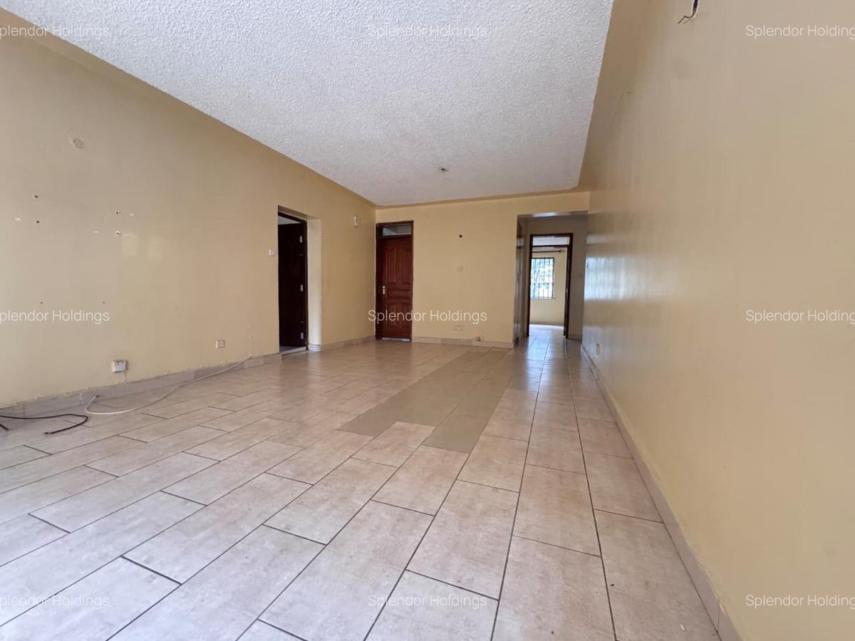 3 Bed Apartment with En Suite in Lavington - 2