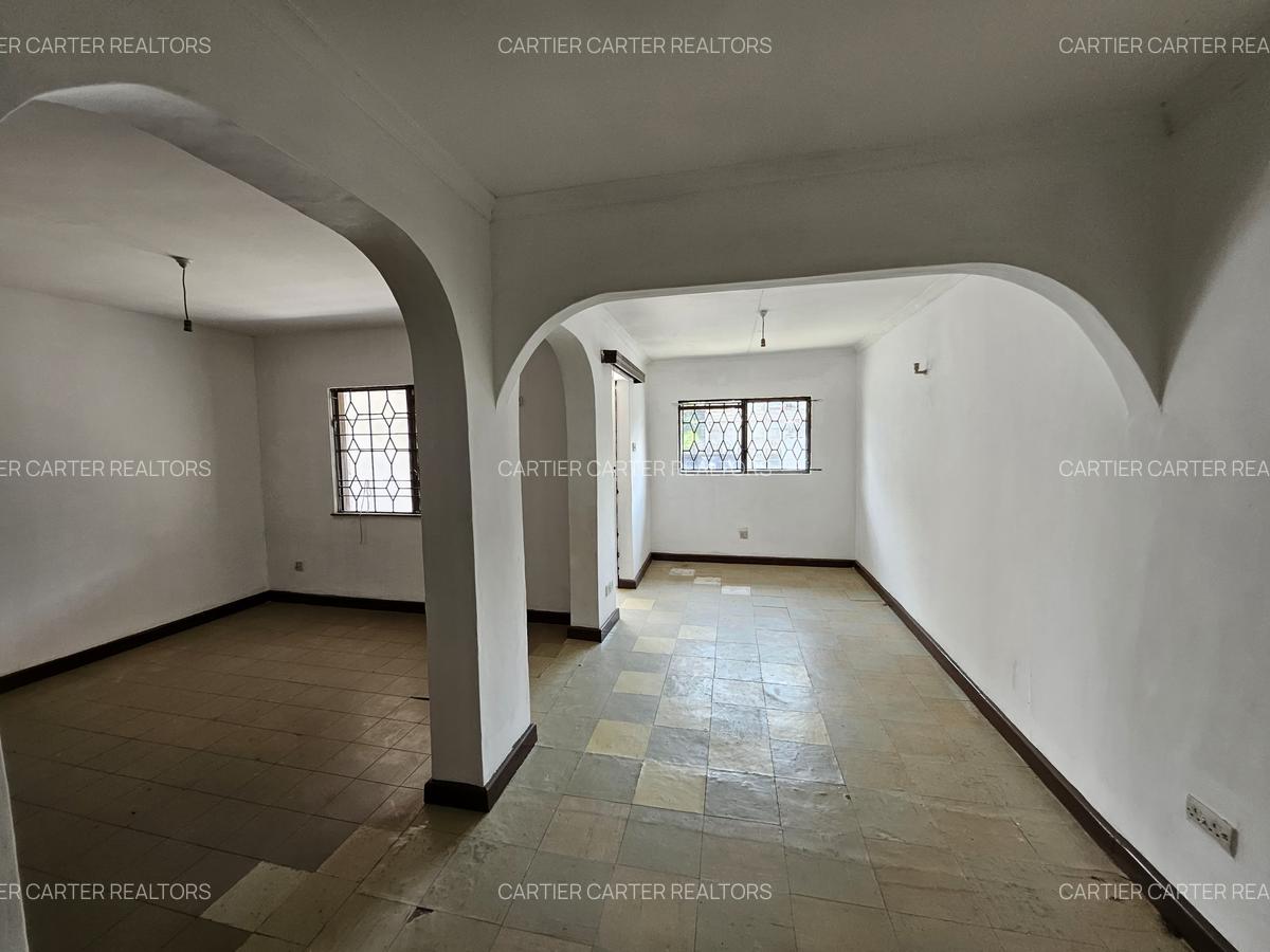4 Bed House in Buruburu - 11