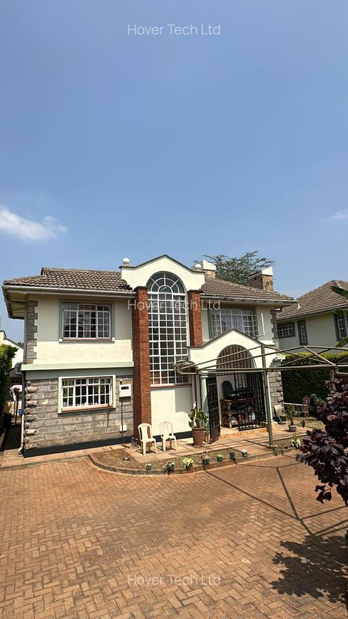 4 Bed Townhouse with En Suite in Runda - 1