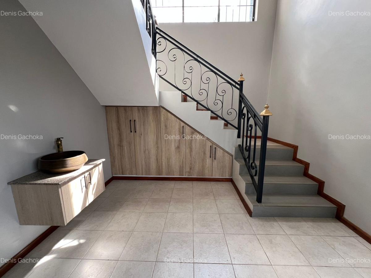 4 Bed House with En Suite at Elgon Street - 15