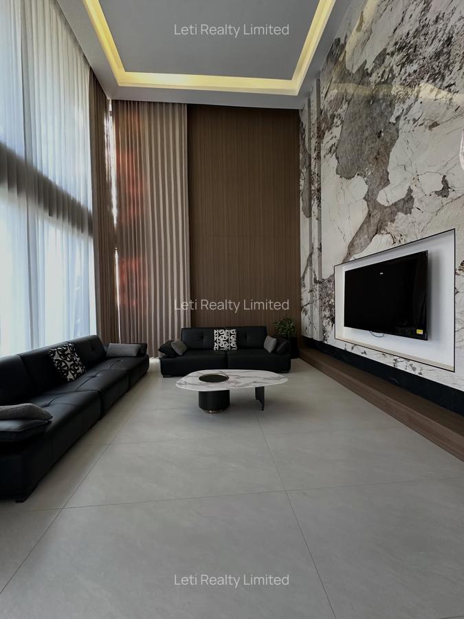 5 Bed Villa with En Suite in Lavington - 3