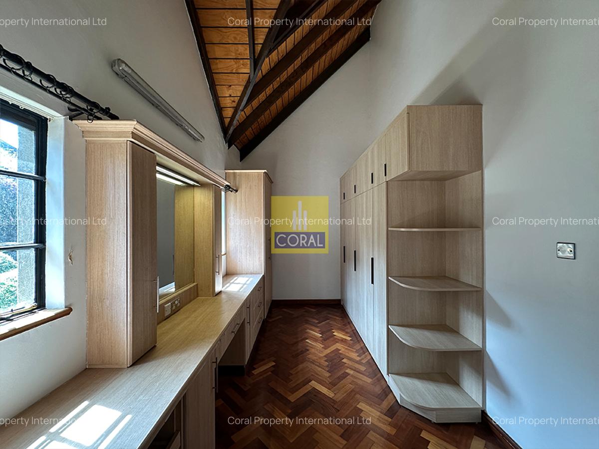 5 Bed Townhouse in Lavington - 6