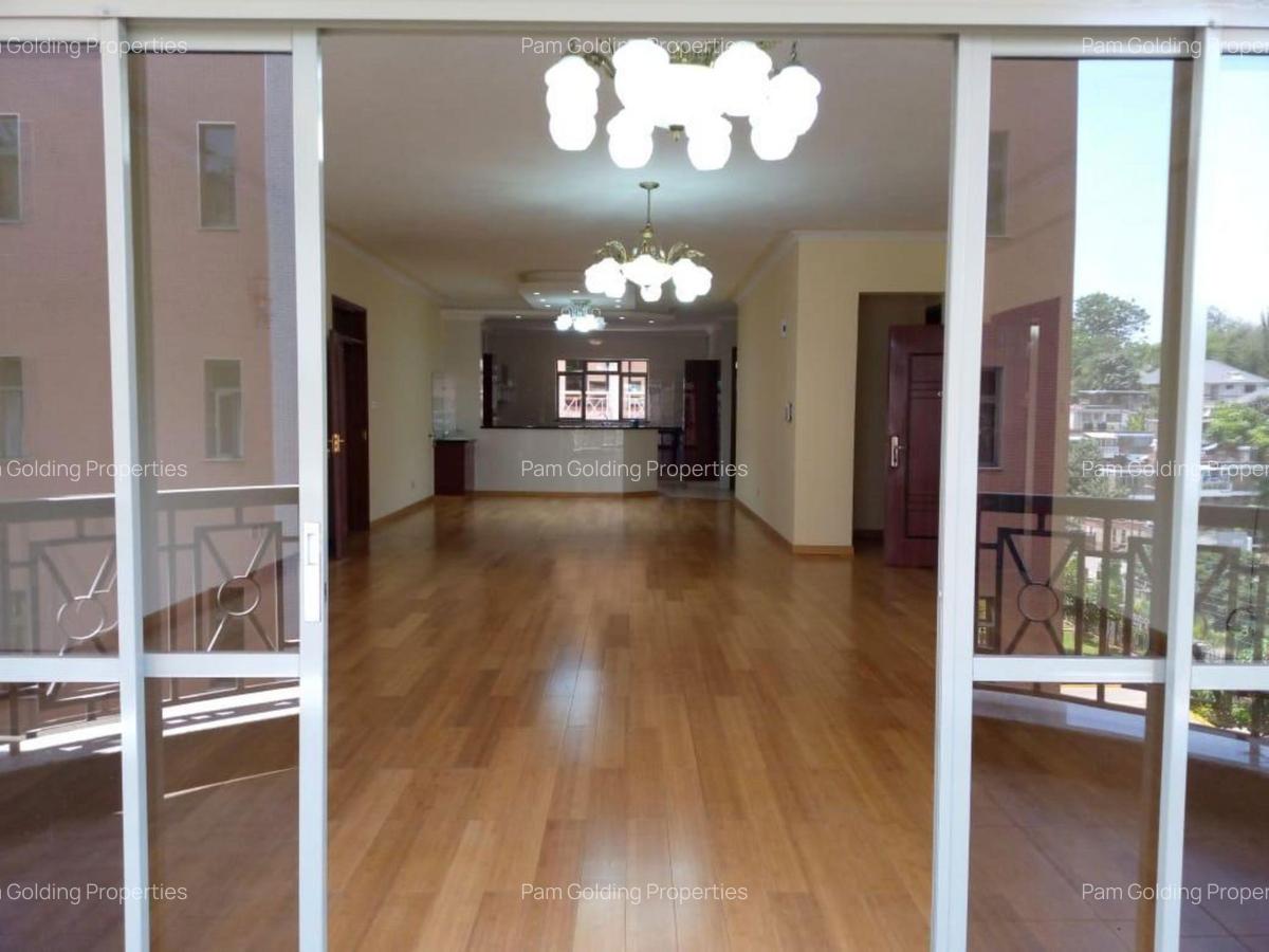 3 Bed Apartment with En Suite in Kilimani - 6