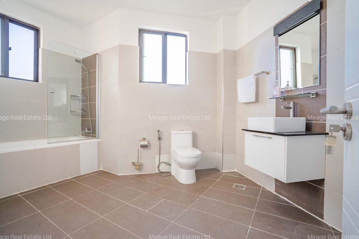 Serviced 3 Bed Apartment with En Suite in Kilimani - 14