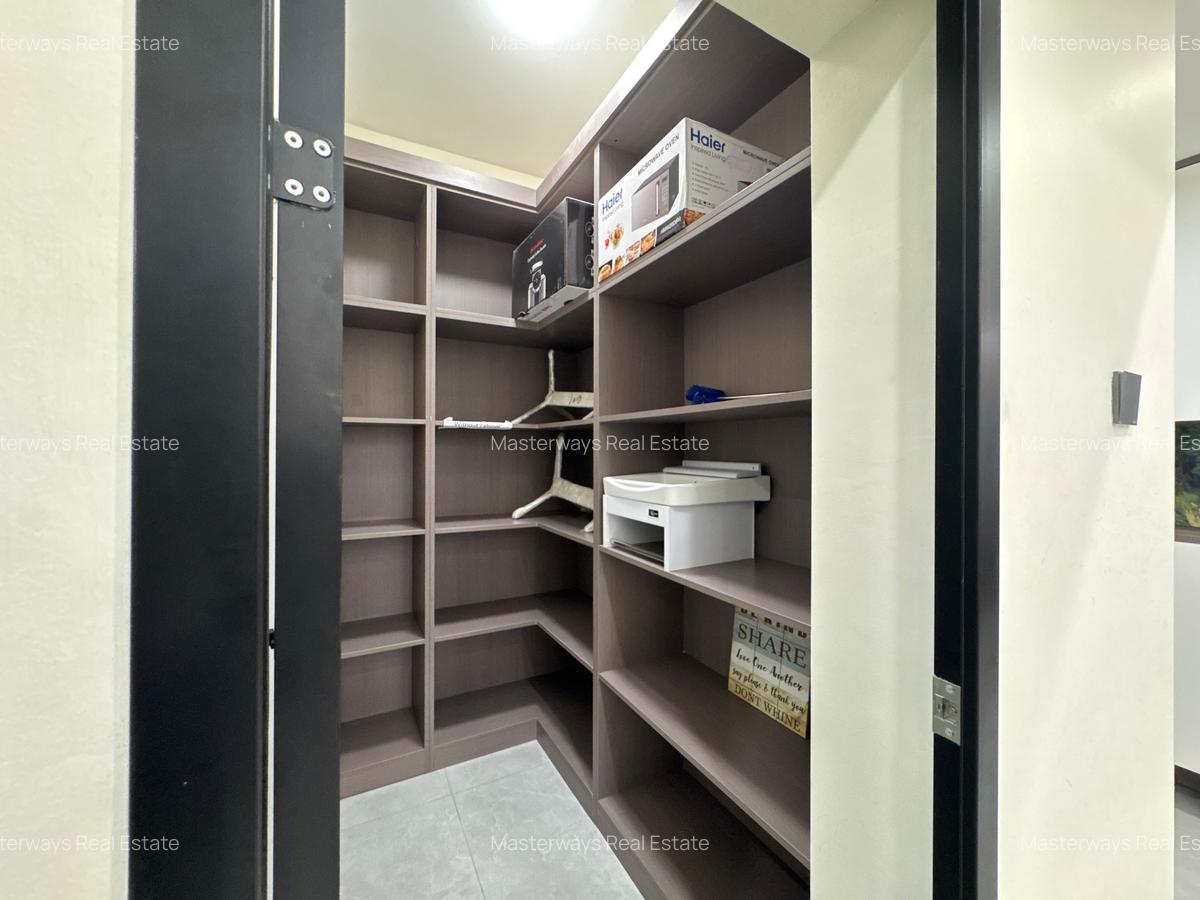 3 Bed Apartment with En Suite in Kilimani - 4