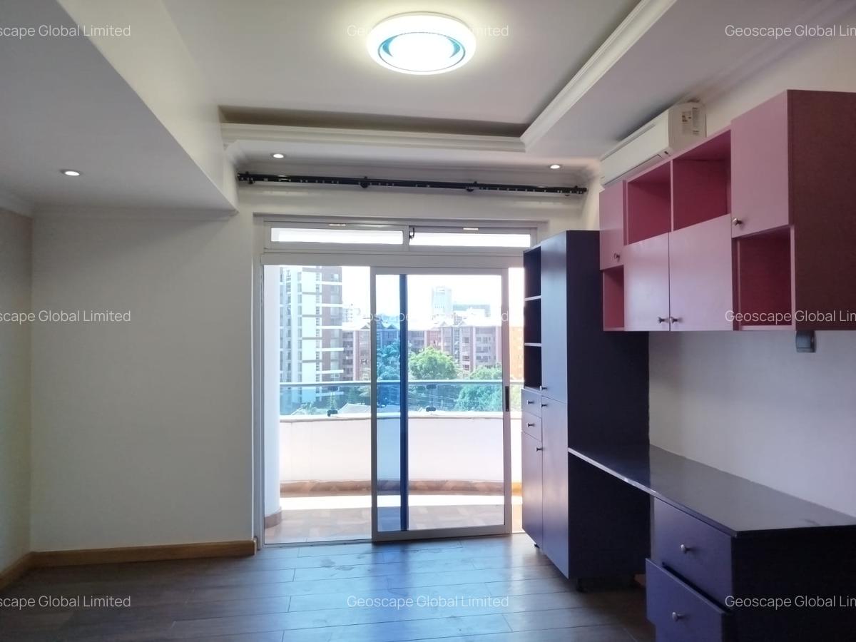 4 Bed Apartment with En Suite in Kileleshwa - 16