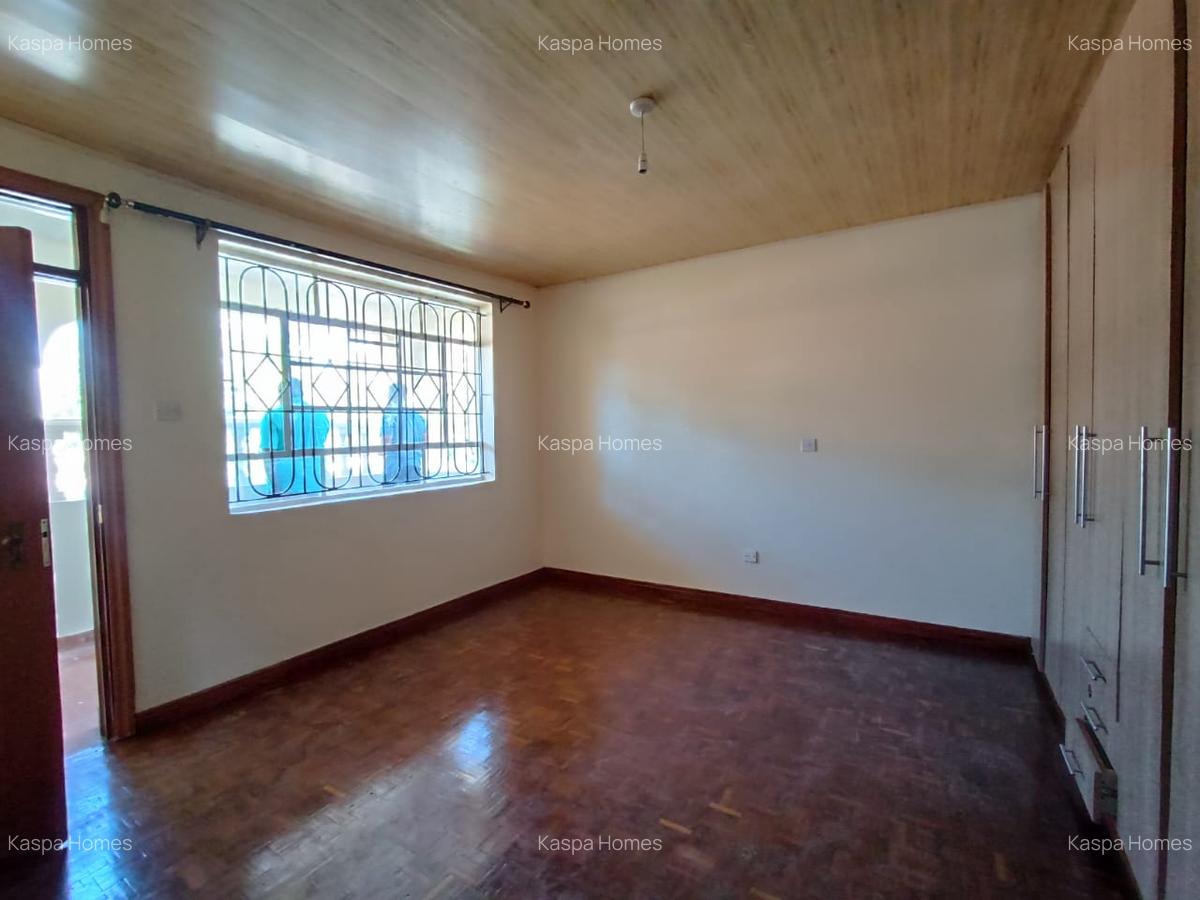 4 Bed House with En Suite in Karen - 8