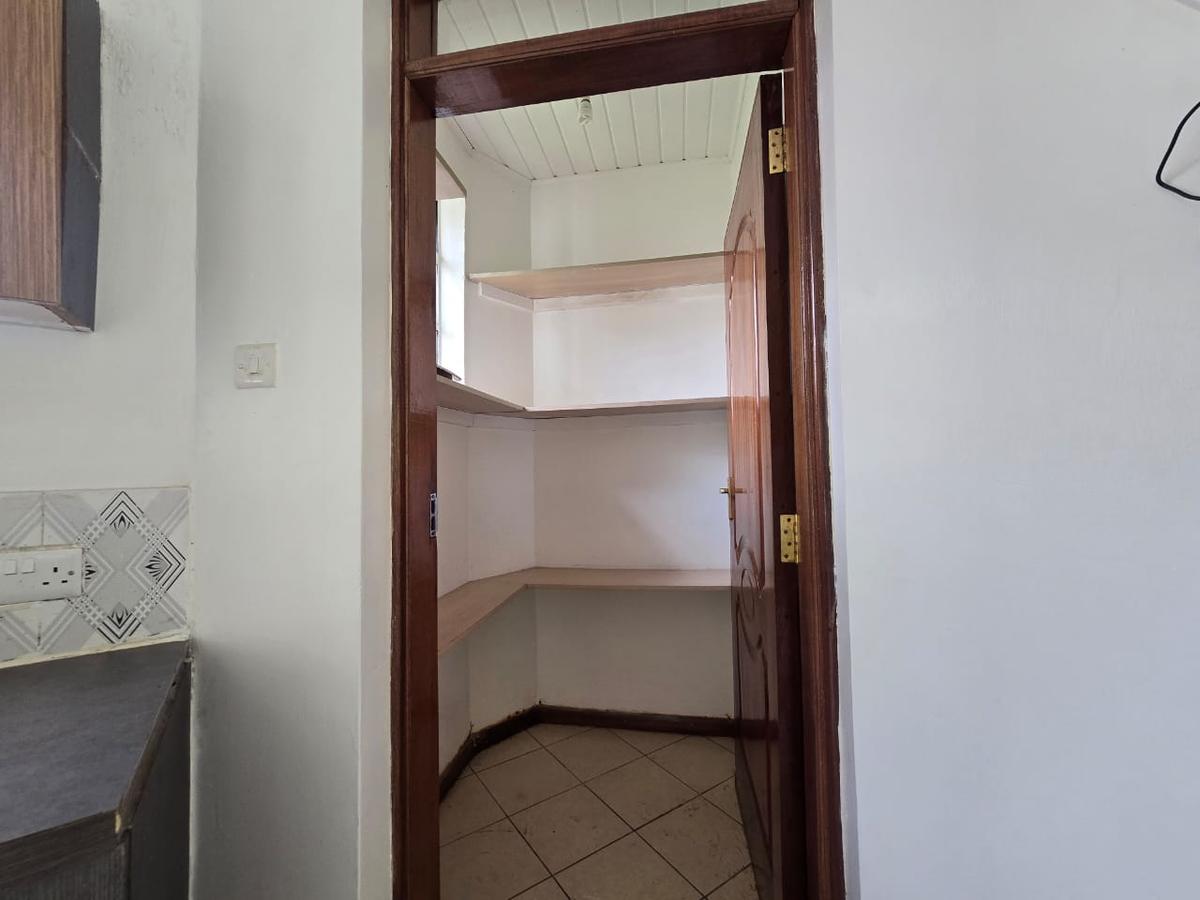 4 Bed House with En Suite in Spring Valley - 7