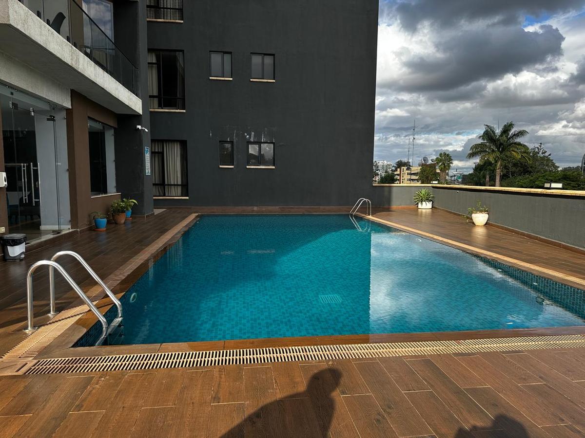 furnished 2 bed apartment with en suite at brookside