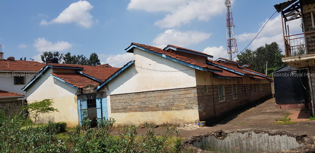 Commercial Property with Backup Generator at Close To Braeburn Garden Estate - 18