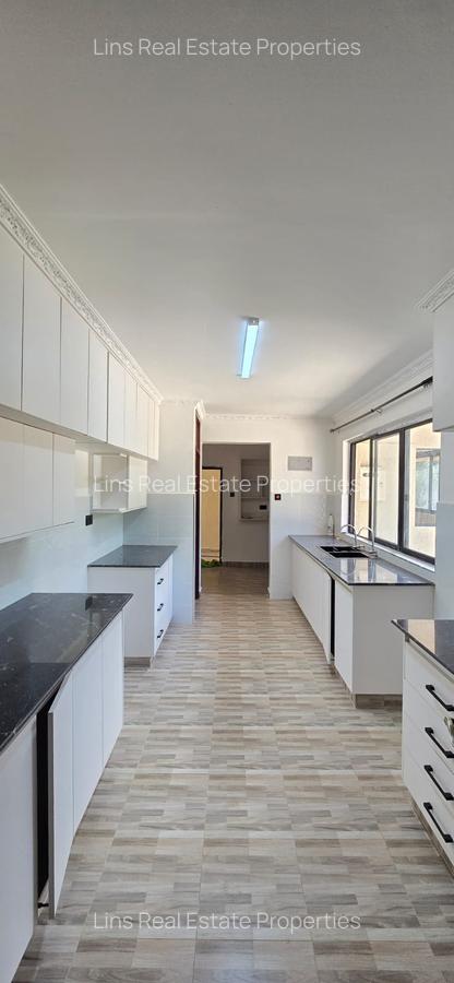 4 Bed House with En Suite in Loresho - 12