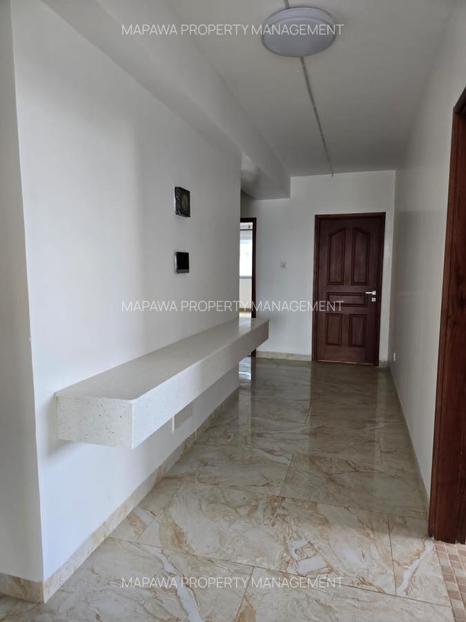 3 Bed Apartment with En Suite in General Mathenge - 11