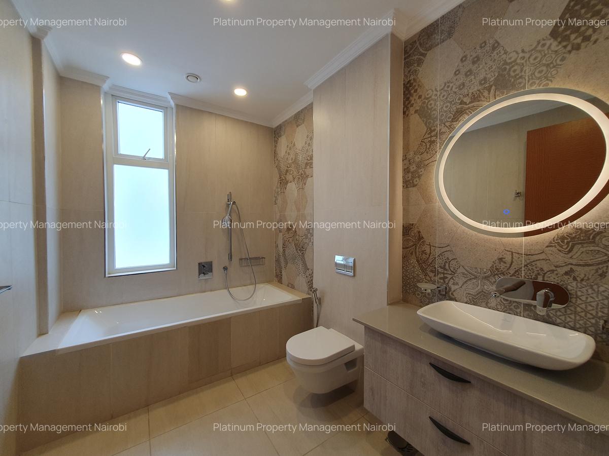 3 Bed Apartment with En Suite at City Park Drive - 14