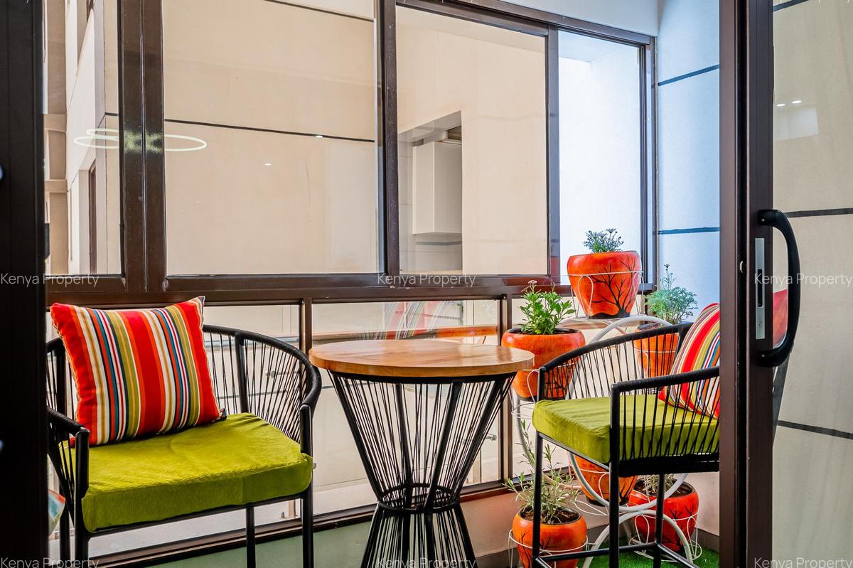 Serviced 2 Bed Apartment with En Suite at Riverside Drive - 17