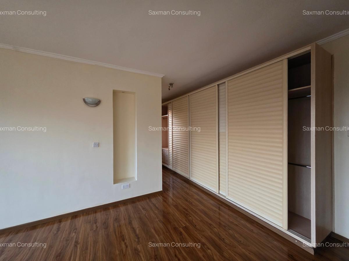 4 Bed Villa with En Suite in Runda - 7