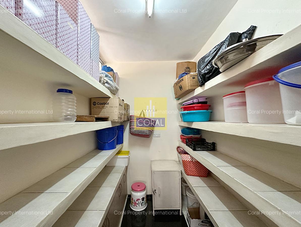 4 Bed Townhouse with Borehole in Westlands Area - 7