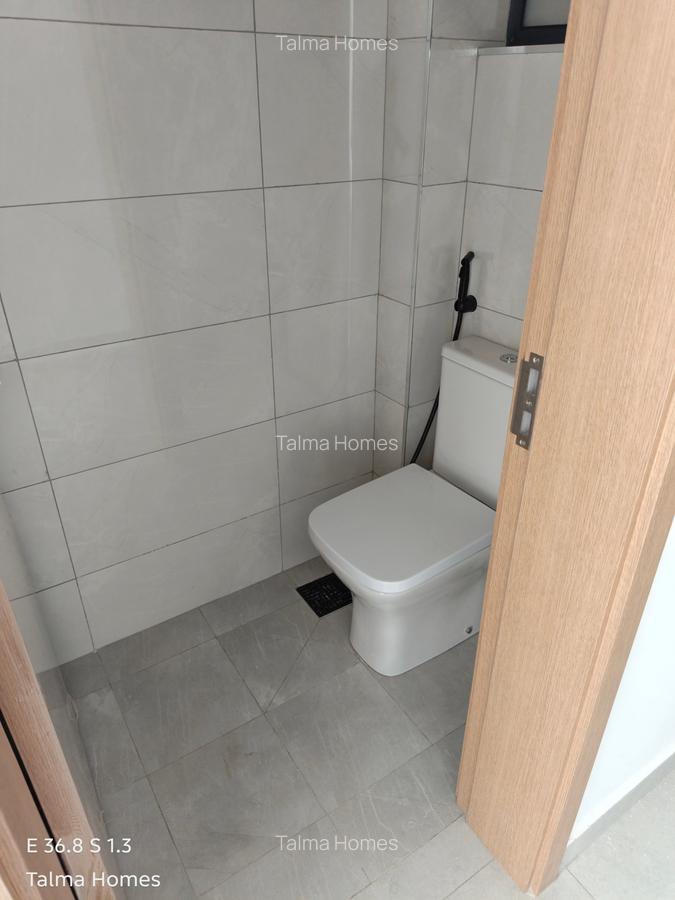 3 Bed Apartment with En Suite at Brookside Area - 2
