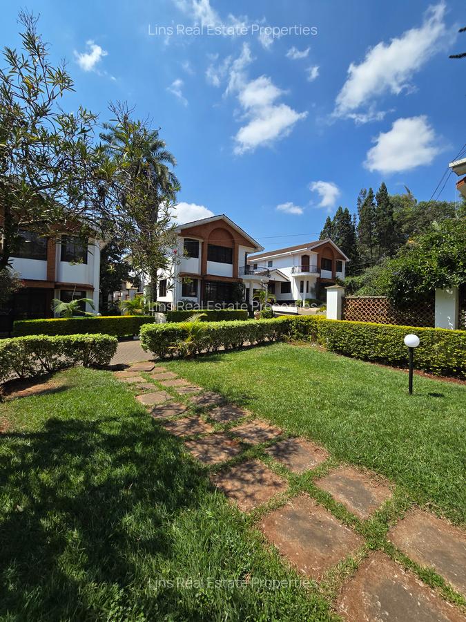 4 Bed Townhouse with En Suite in Kilimani - 2