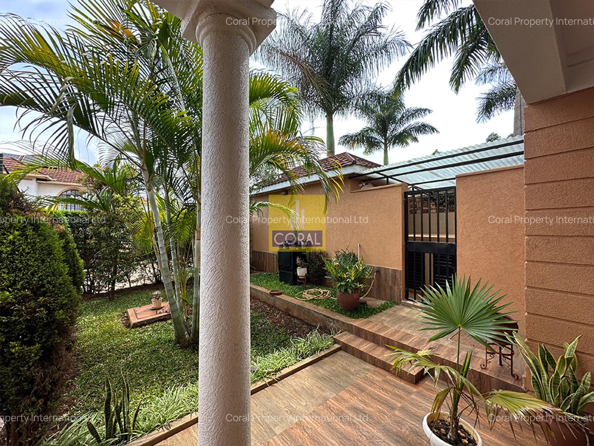 4 Bed Townhouse in Kiambu Road - 16