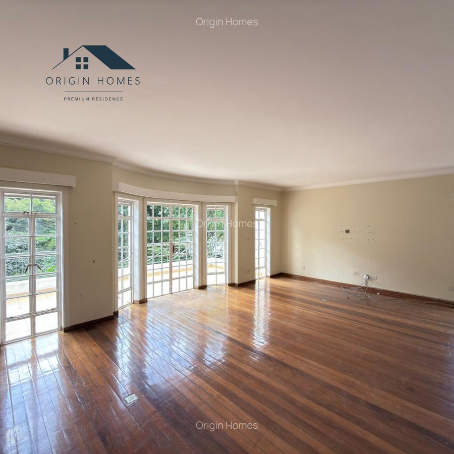 5 Bed Townhouse with En Suite at Spring Valley - 13