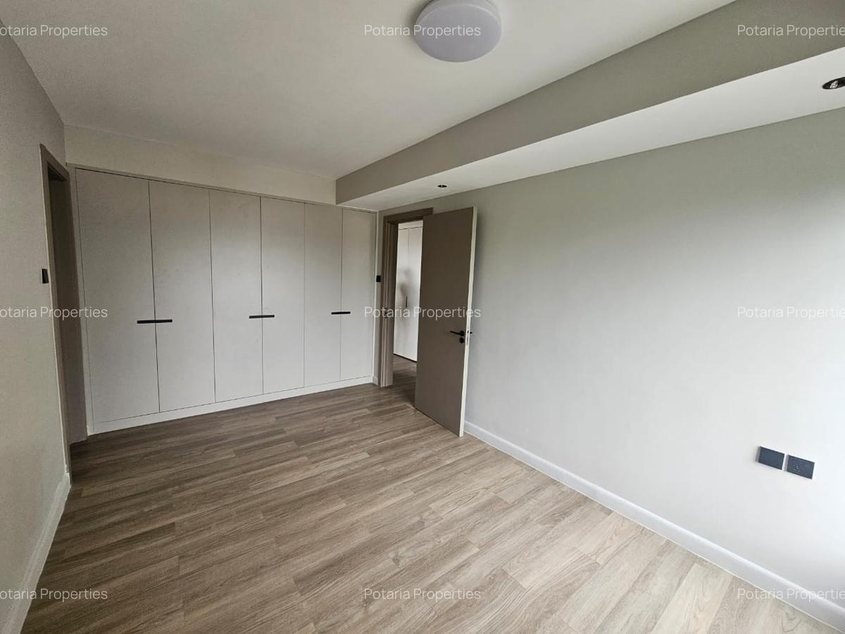 2 Bed Apartment with En Suite in Upper Hill - 10