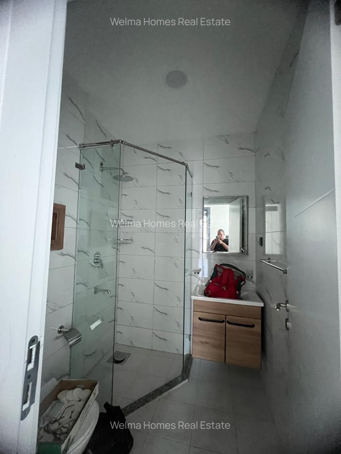 3 Bed Apartment with En Suite in Lavington - 12