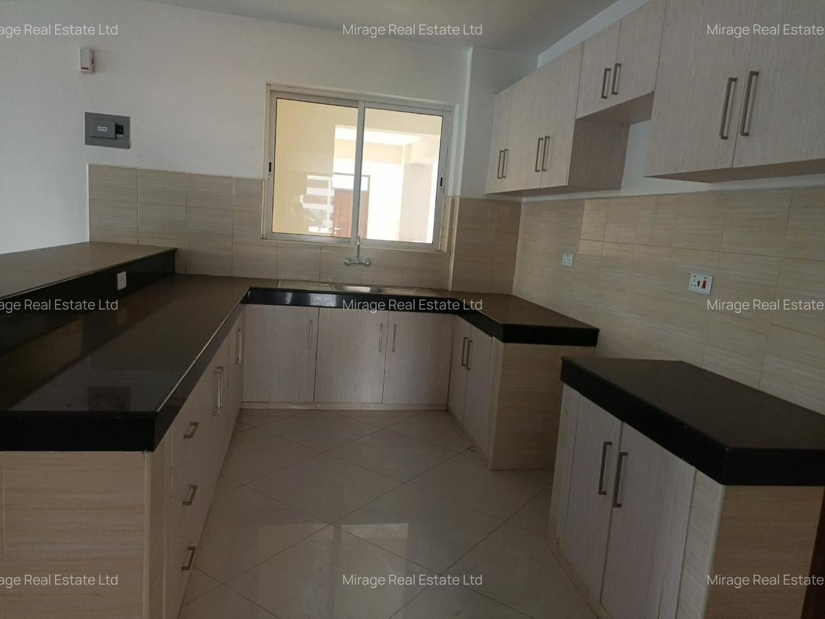 3 Bed Apartment with Gym in Kilimani - 1