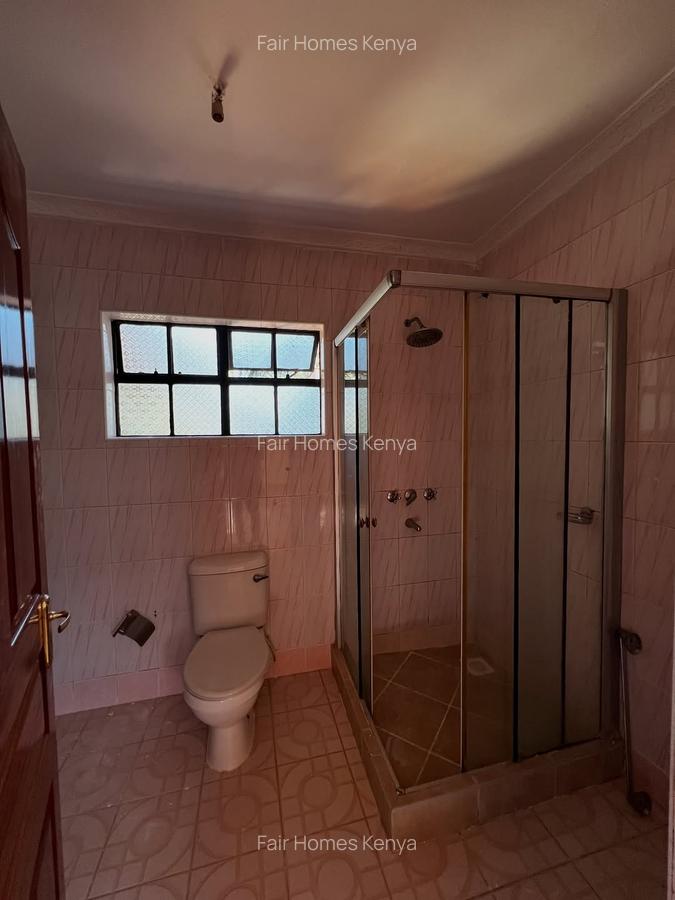 4 Bed Townhouse with En Suite at Amboseli Road - 11