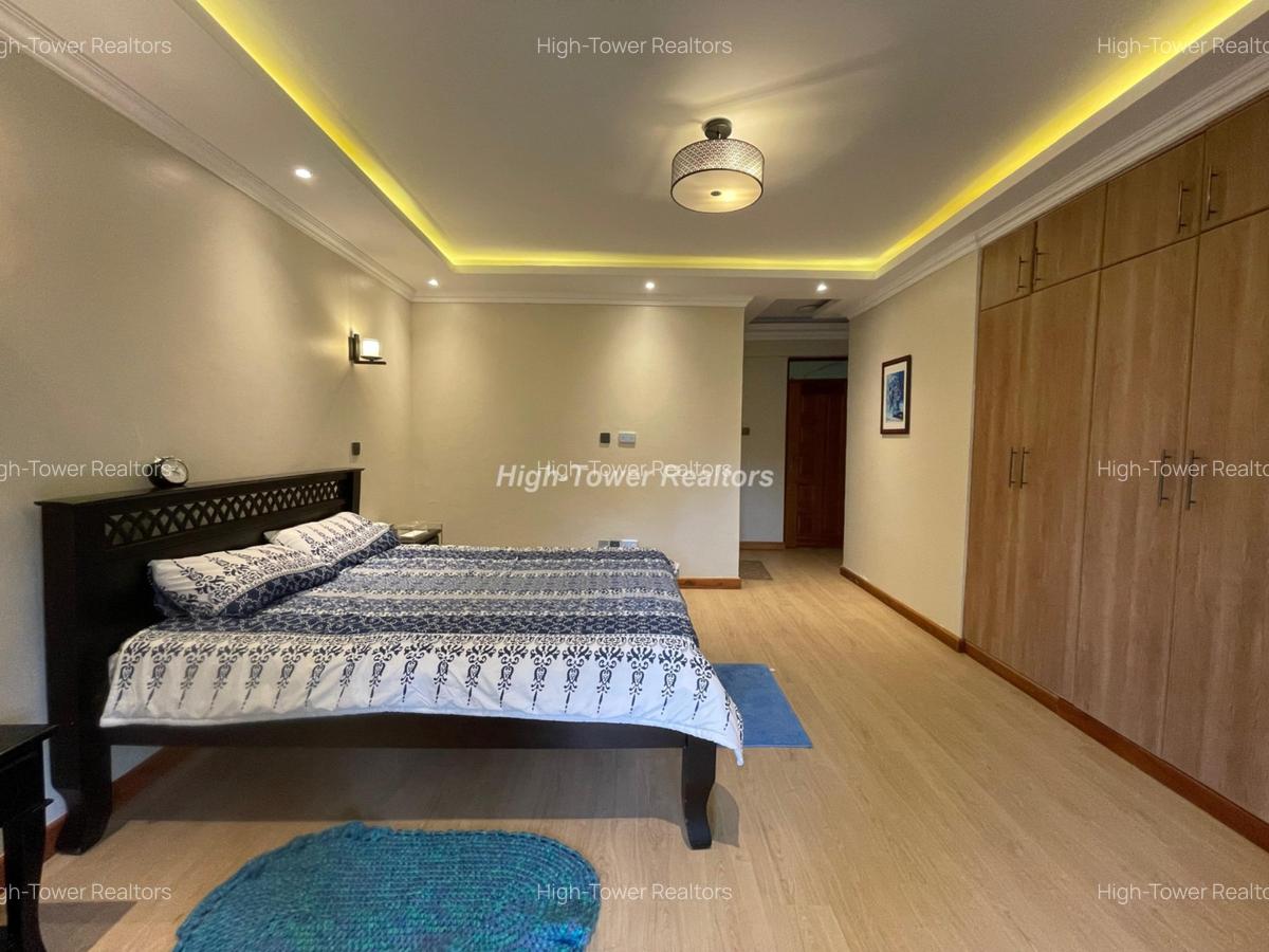 5 Bed House with En Suite at Kerarapon Drive - 15