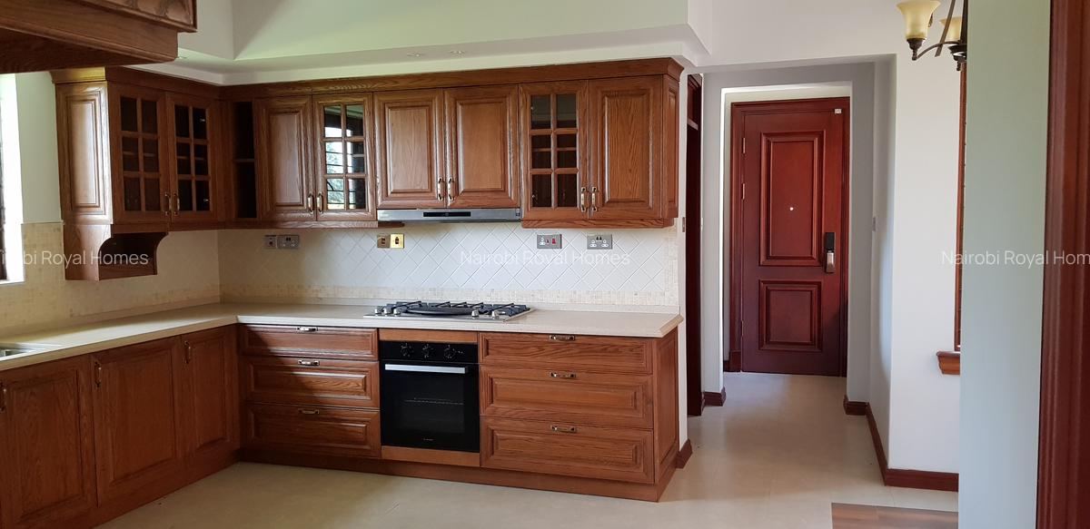 5 Bed House with En Suite at Runda Road - 14