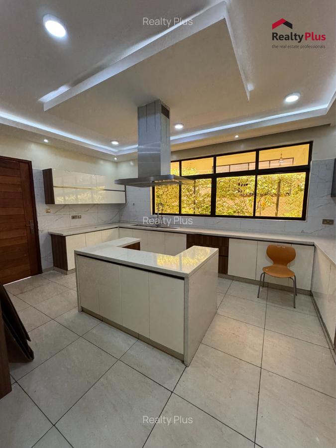 5 Bed Villa with En Suite in Kileleshwa - 10