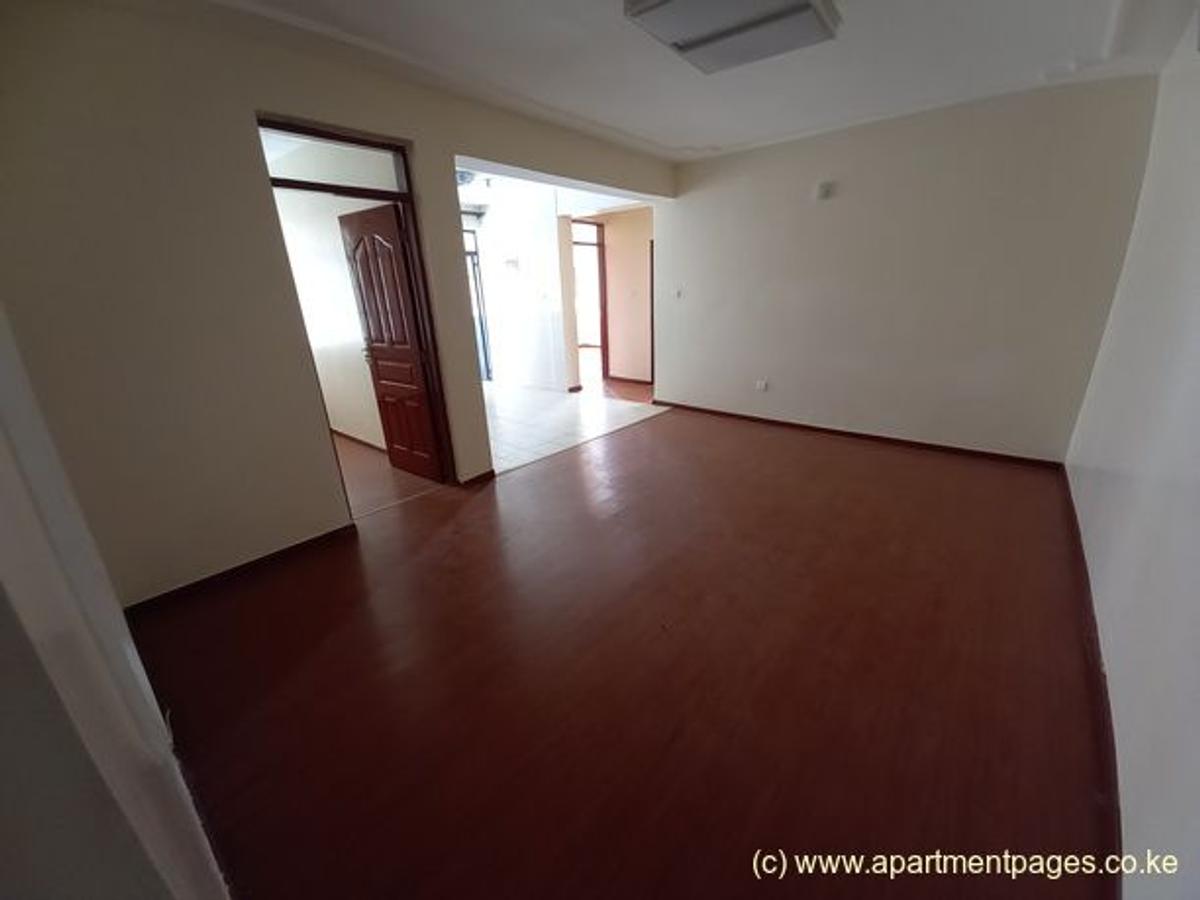 Serviced 3 Bed Apartment with En Suite at Kindaruma Road - 10