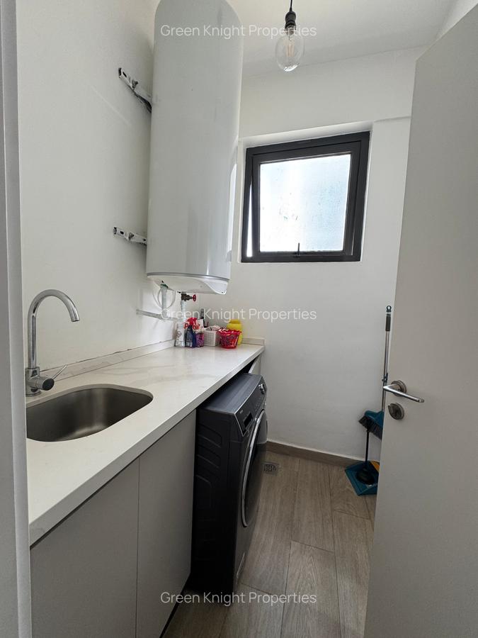 Serviced 3 Bed Apartment with En Suite in Riverside - 14