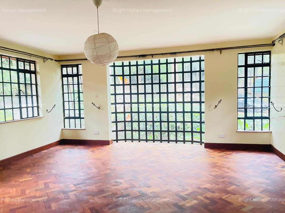 4 Bed Villa with En Suite in Muthaiga - 18