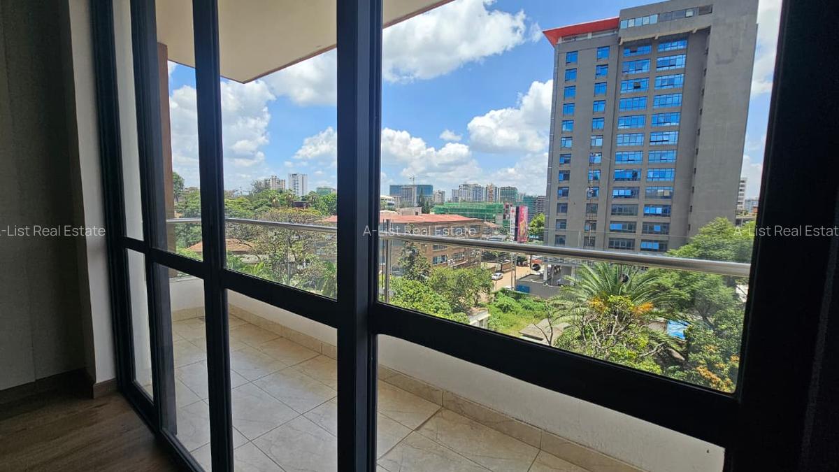 3 Bed Apartment with En Suite at Westlands Area - 5