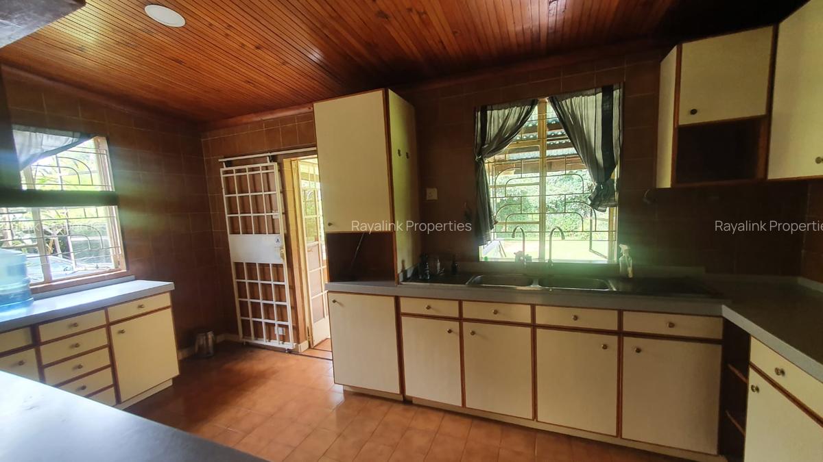 3 Bed House with En Suite at Hardy - 5