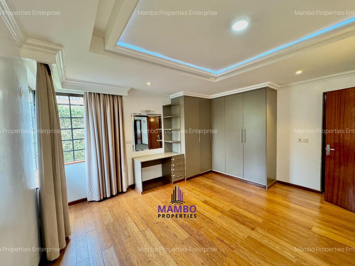 4 Bed Townhouse with En Suite at Westlands - 14