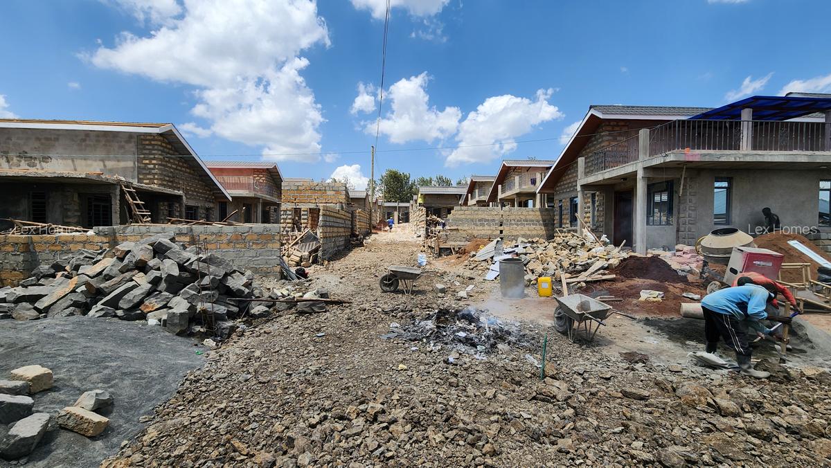 3 Bed House with En Suite at Rimpa - 20