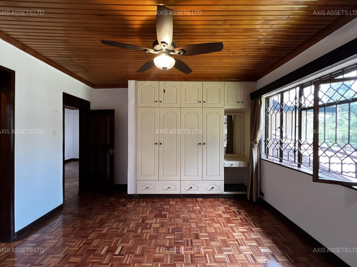 5 Bed Villa with En Suite at Runda Grove - 12