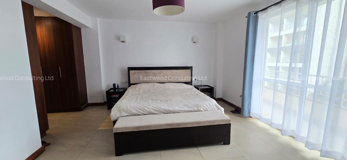 4 Bed Apartment with En Suite at 6Th Parklands - 6