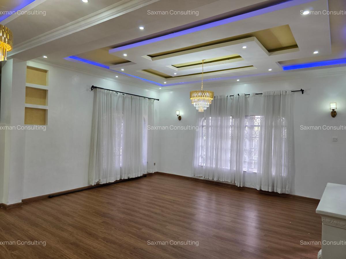 5 Bed House with En Suite in Kitisuru - 13