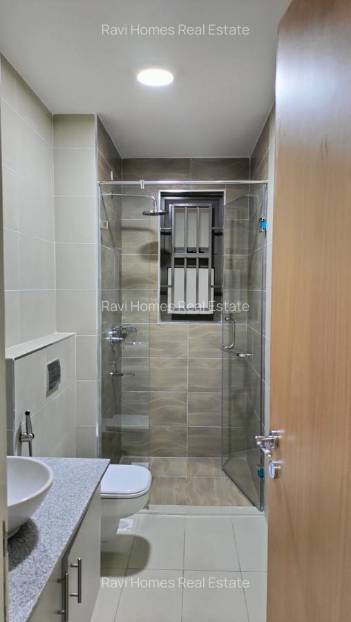 3 Bed Apartment with En Suite in Lavington - 10