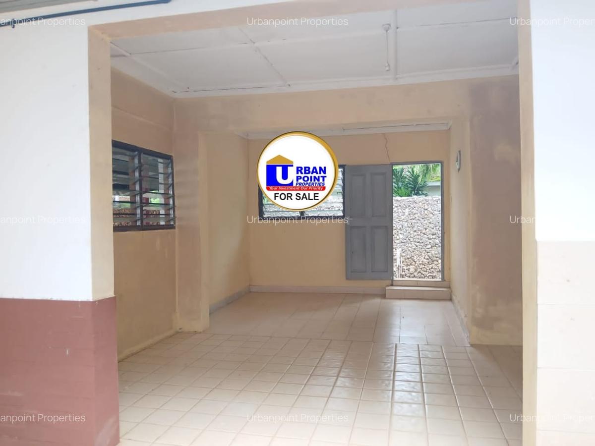 4 Bed House with En Suite in Nyali Area - 8