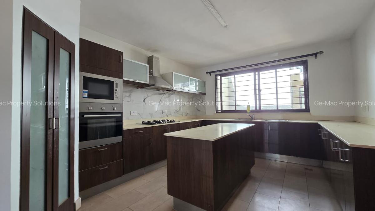 5 Bed Townhouse with En Suite at Maji Mazuri - 19