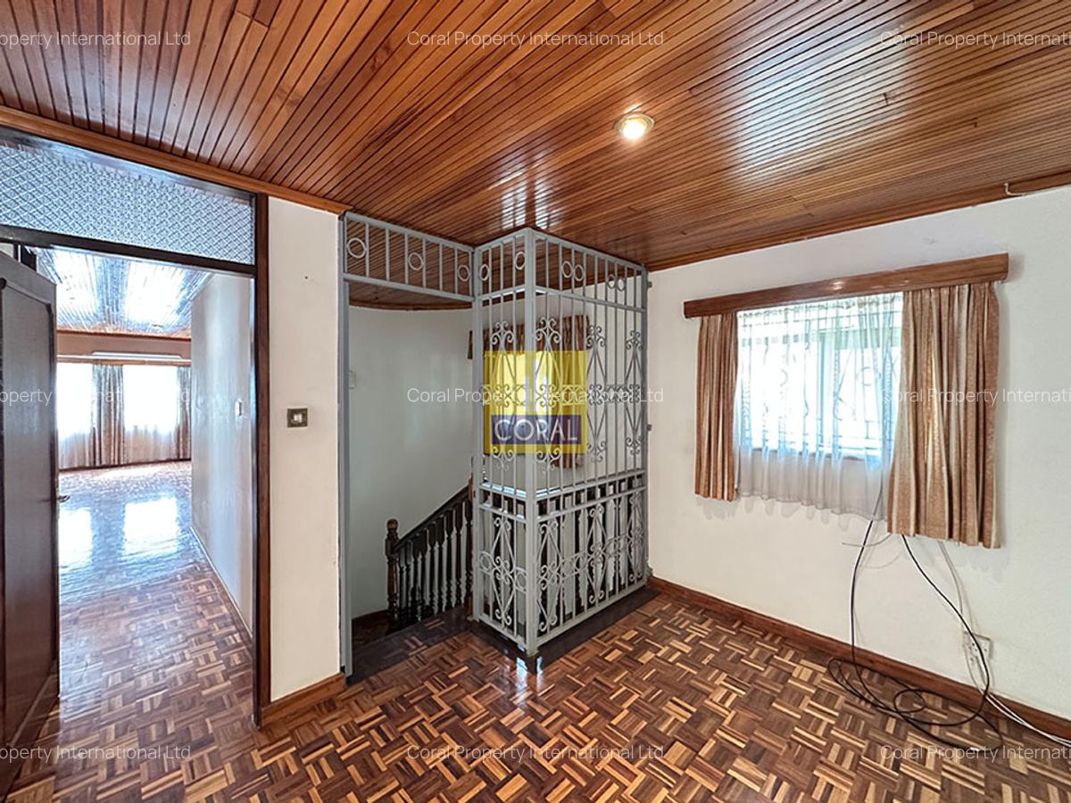 4 Bed Townhouse in Brookside - 9
